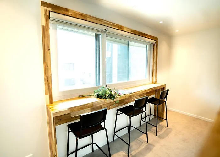 Apartment Of 6 Hongdae 5br & 4bath, Elevator, Free Wifi Seoul