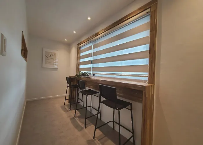 Of 6 Hongdae 5br & 4bath, Elevator, Free Wifi Apartment *