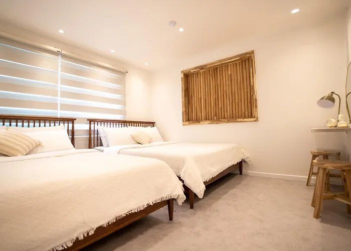 Of 6 Hongdae 5br & 4bath, Elevator, Free Wifi Apartment *