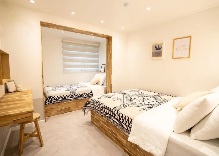 Of 6 Hongdae 5br & 4bath, Elevator, Free Wifi Seoul
