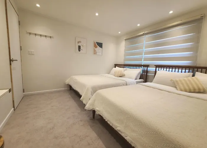 Of 6 Hongdae 5br & 4bath, Elevator, Free Wifi Apartment