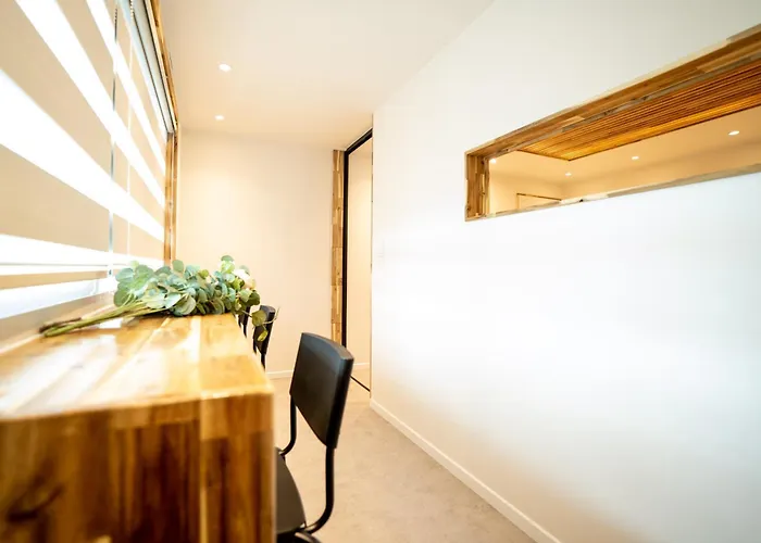 Of 6 Hongdae 5br & 4bath, Elevator, Free Wifi *