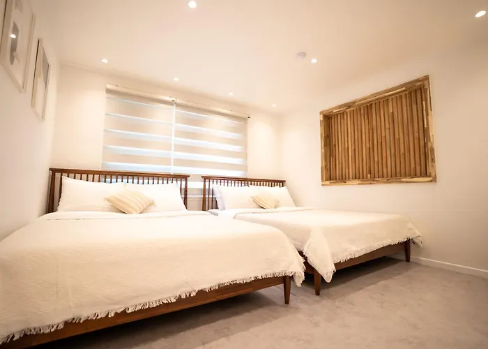 Of 6 Hongdae 5br & 4bath, Elevator, Free Wifi