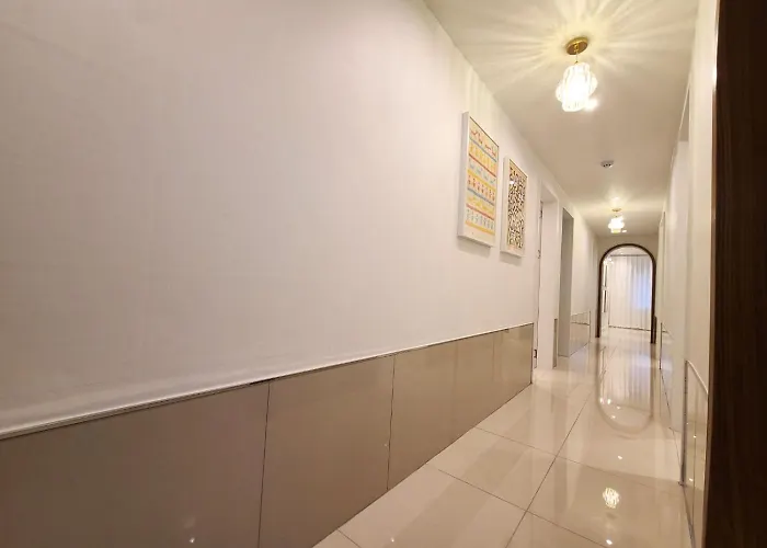 Of 6 Hongdae 5br & 4bath, Elevator, Free Wifi
