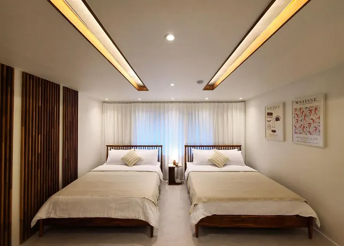 Of 6 Hongdae 5br & 4bath, Elevator, Free Wifi *