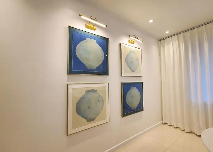 Apartment Of 6 Hongdae 5br & 4bath, Elevator, Free Wifi
