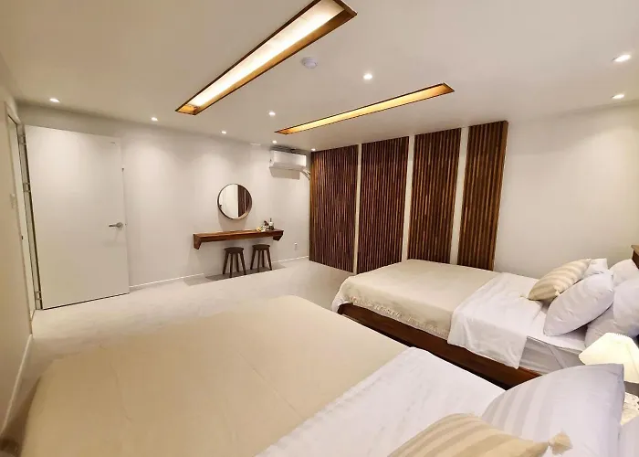 Of 6 Hongdae 5br & 4bath, Elevator, Free Wifi Seoul